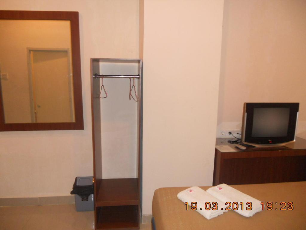 Hotel Parma Pekanbaru Esterno foto